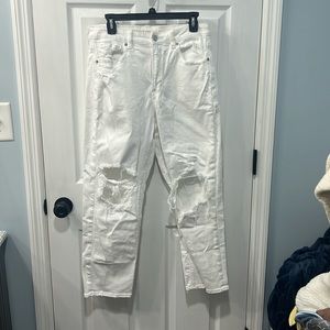 American Eagle white mom straight jeans